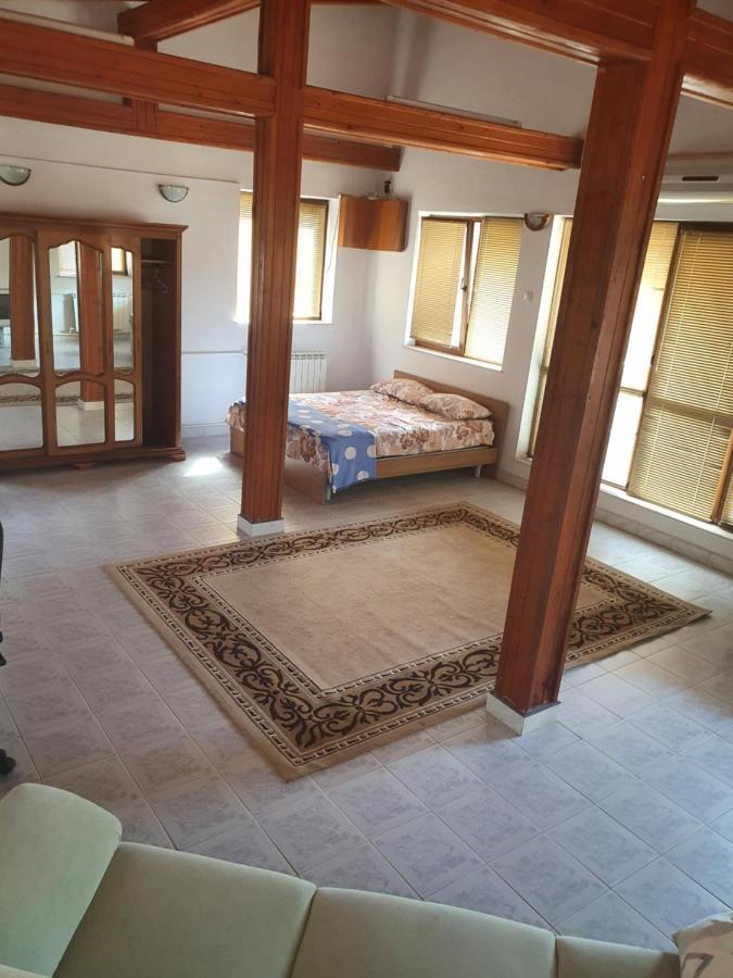 Vila Boss Konstanca Kültér fotó